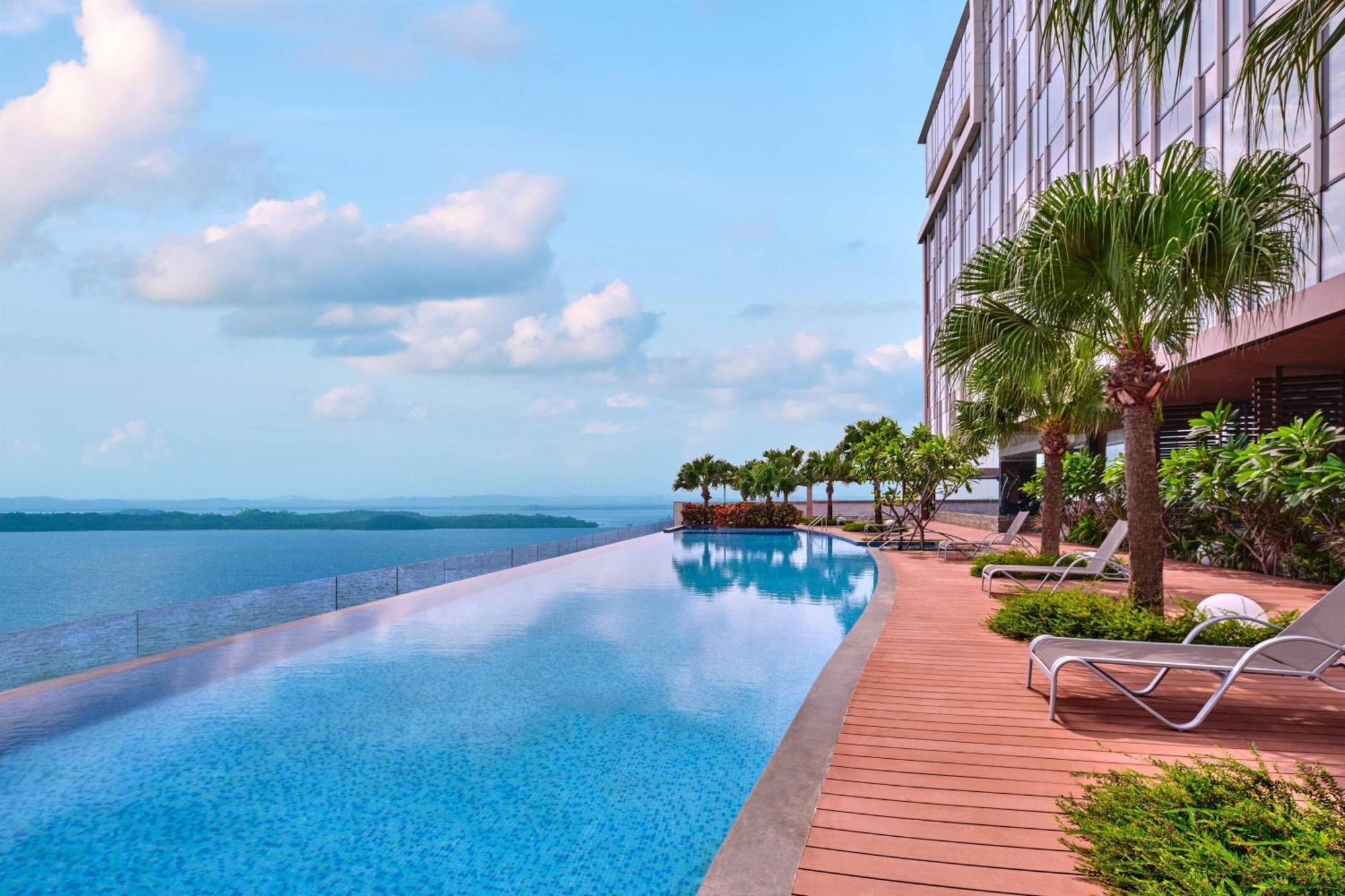 Batam Marriott Hotel Harbour Bay Nagoya Exterior photo